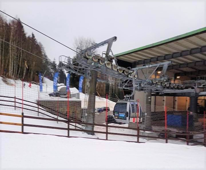 Lanová dráha Černohorský express